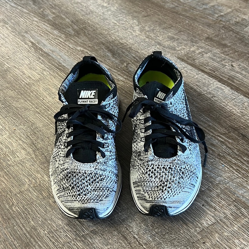Nike Flyknit Racers
